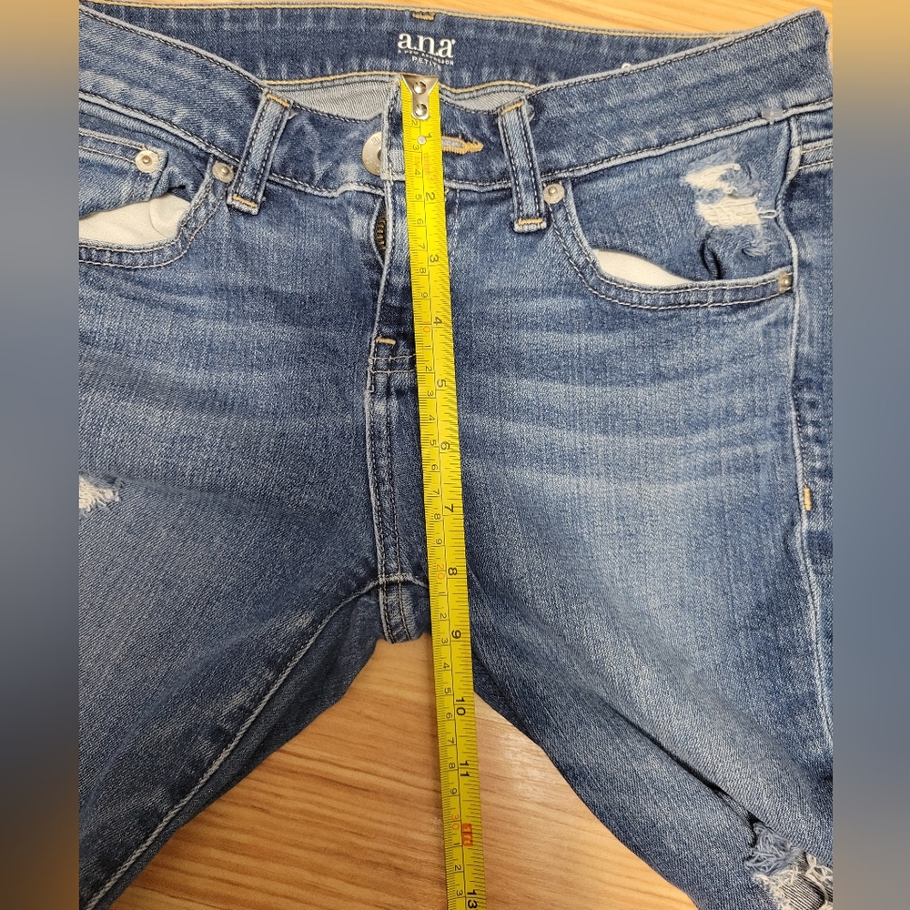 Capris - Picture 7 of 9